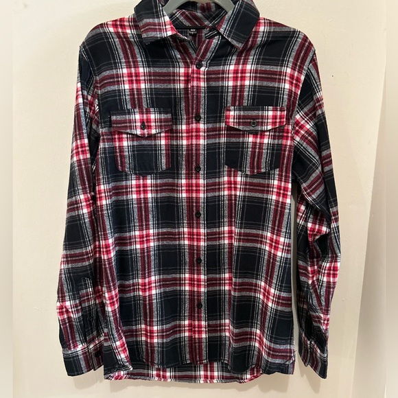 Rolling Stones Sequin
Red Lips Tongue Flannel Shirt Size Small/New Without Tags - Picture 4 of 7